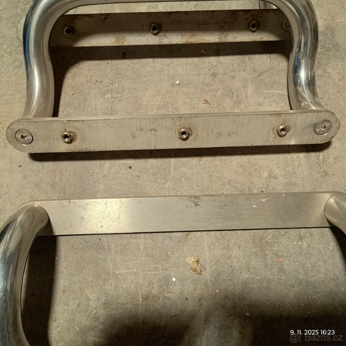 Madla nerezové na dveře - 2