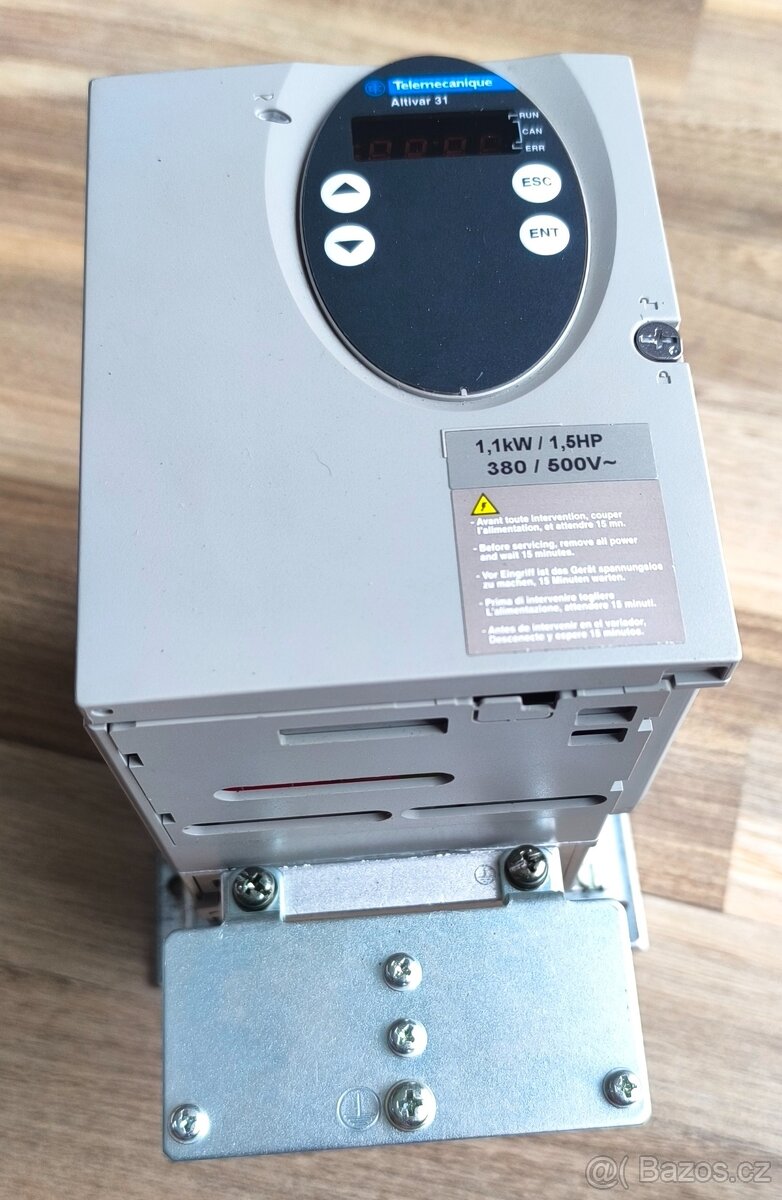 Frekvenční měniče Omron Yaskawa a Telemecanique - 2