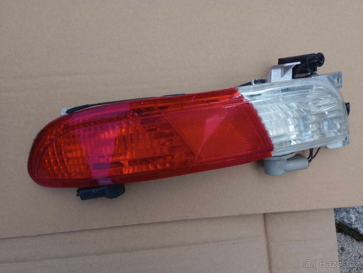 BMW ř.6 typ E63, E64 - zadní světla - 2