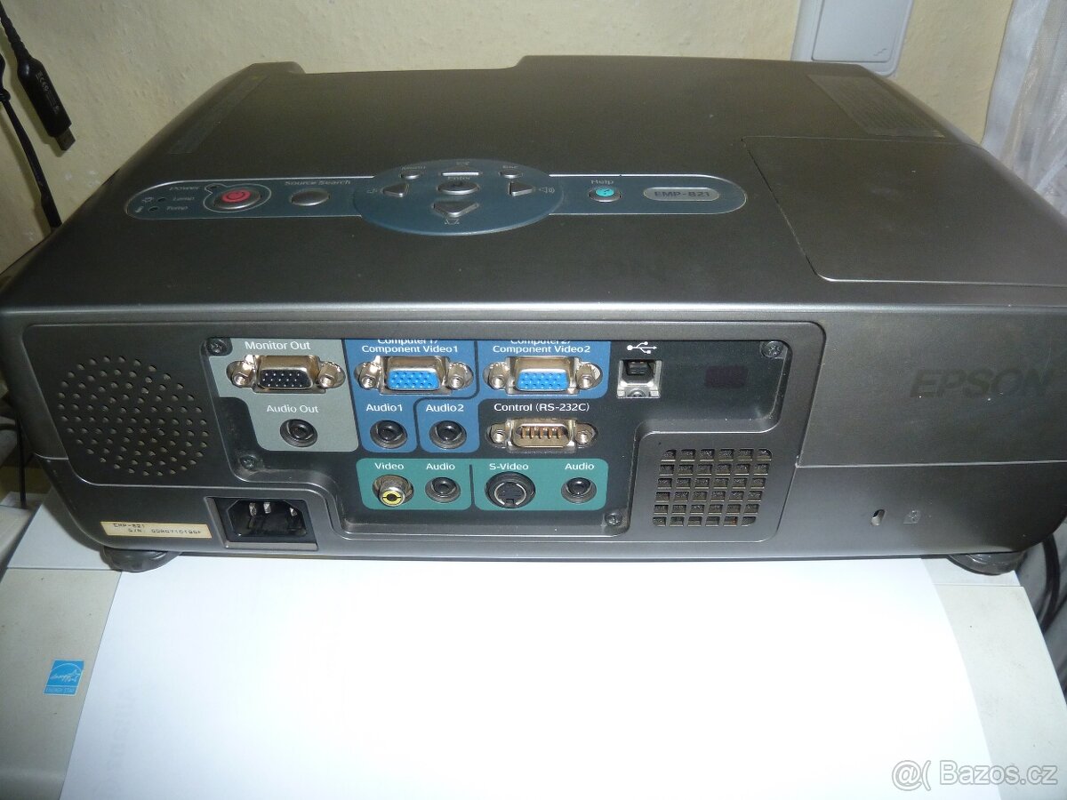 EPSON EMP-821 - 2