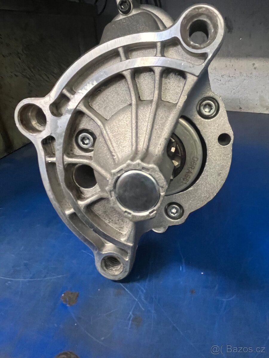 Startér D6RA66 po repasi - 2