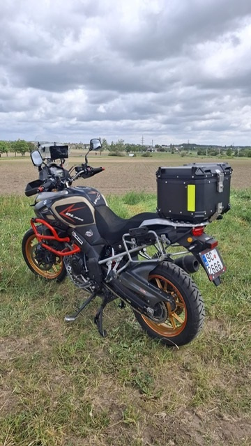 Suzuki DL 1000 V-Strom - 2