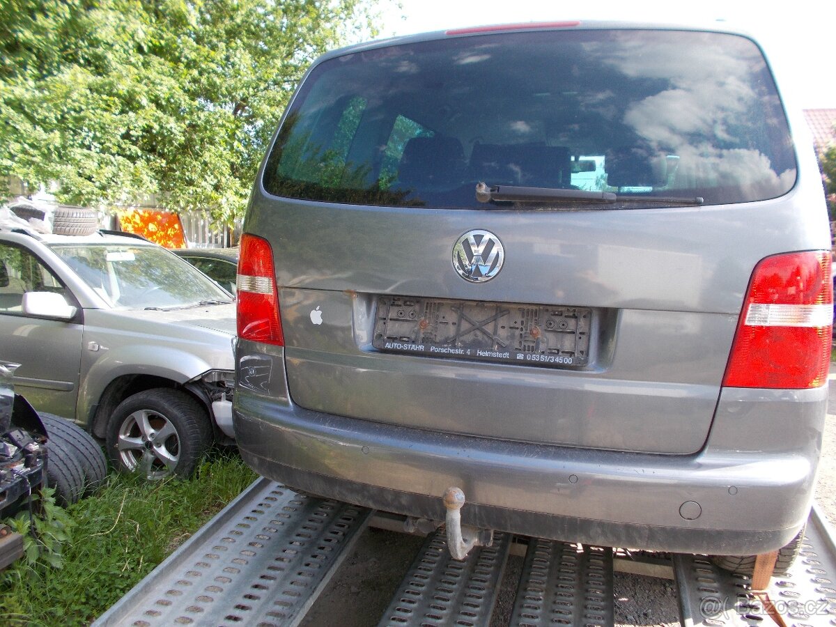 VW touran 2.0 fsi - 2
