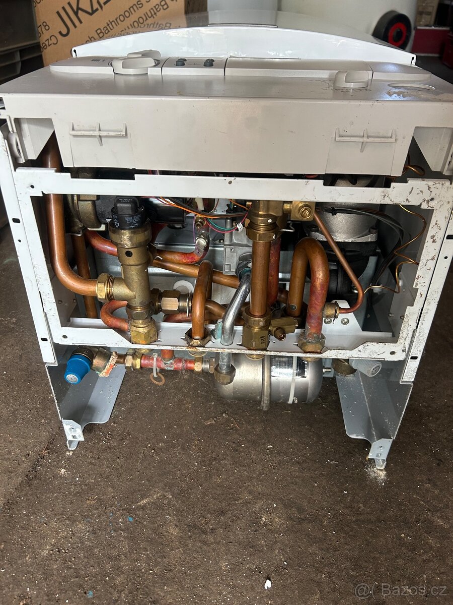 Vaillant VUI 242-7 R3 - 2