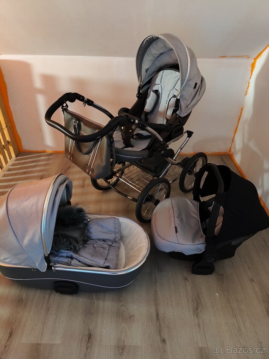 Kočárek Jasmine šedostříbrný - 2