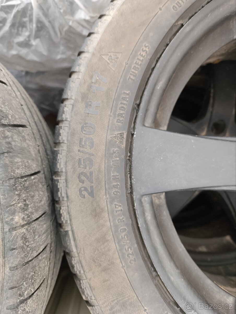 Prodám ALU disky R17 Dezent se zimními pneumatikami 225/50 - 2