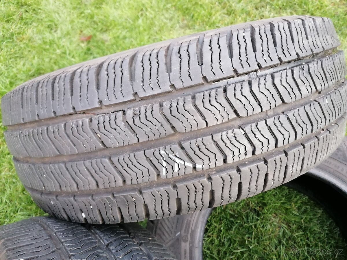 Zimní zátěžové pneu 215/65r15C - 2