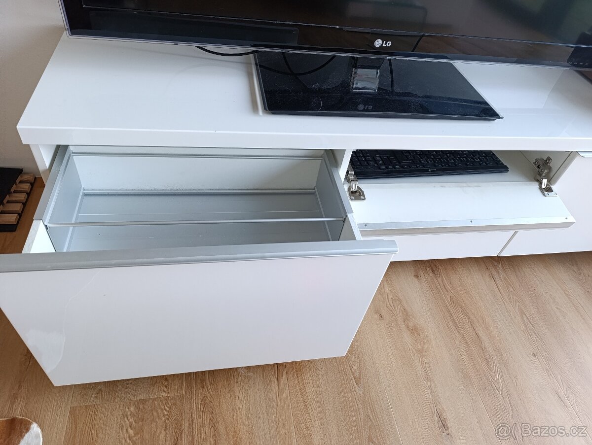 Televizní stolek Besta Burs IKEA - 2