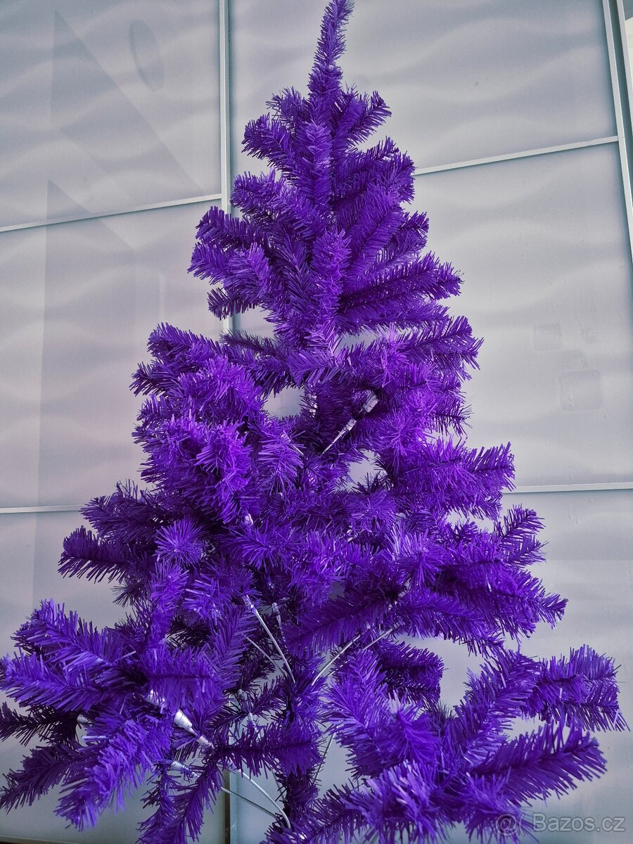 Nový vánoční stromek 150 cm a koberec pod stromek - 2