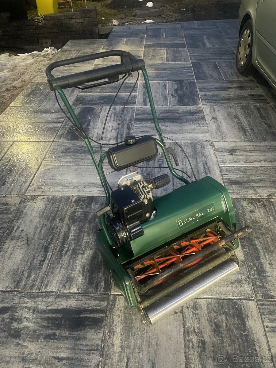 Vřetenová sekačka Balmoral 20s - 2