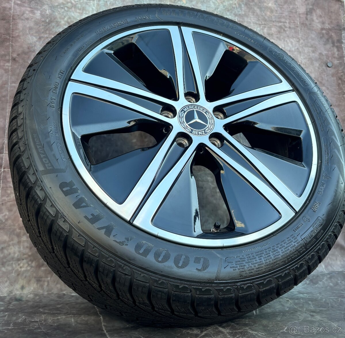 Originální alu kola Mercedes-Benz V-Klasse 245/45/18 zimní - 2