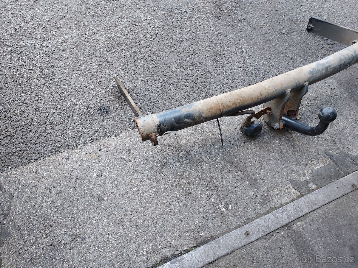 tažné zařízení VW Passat B6 kombi - 2