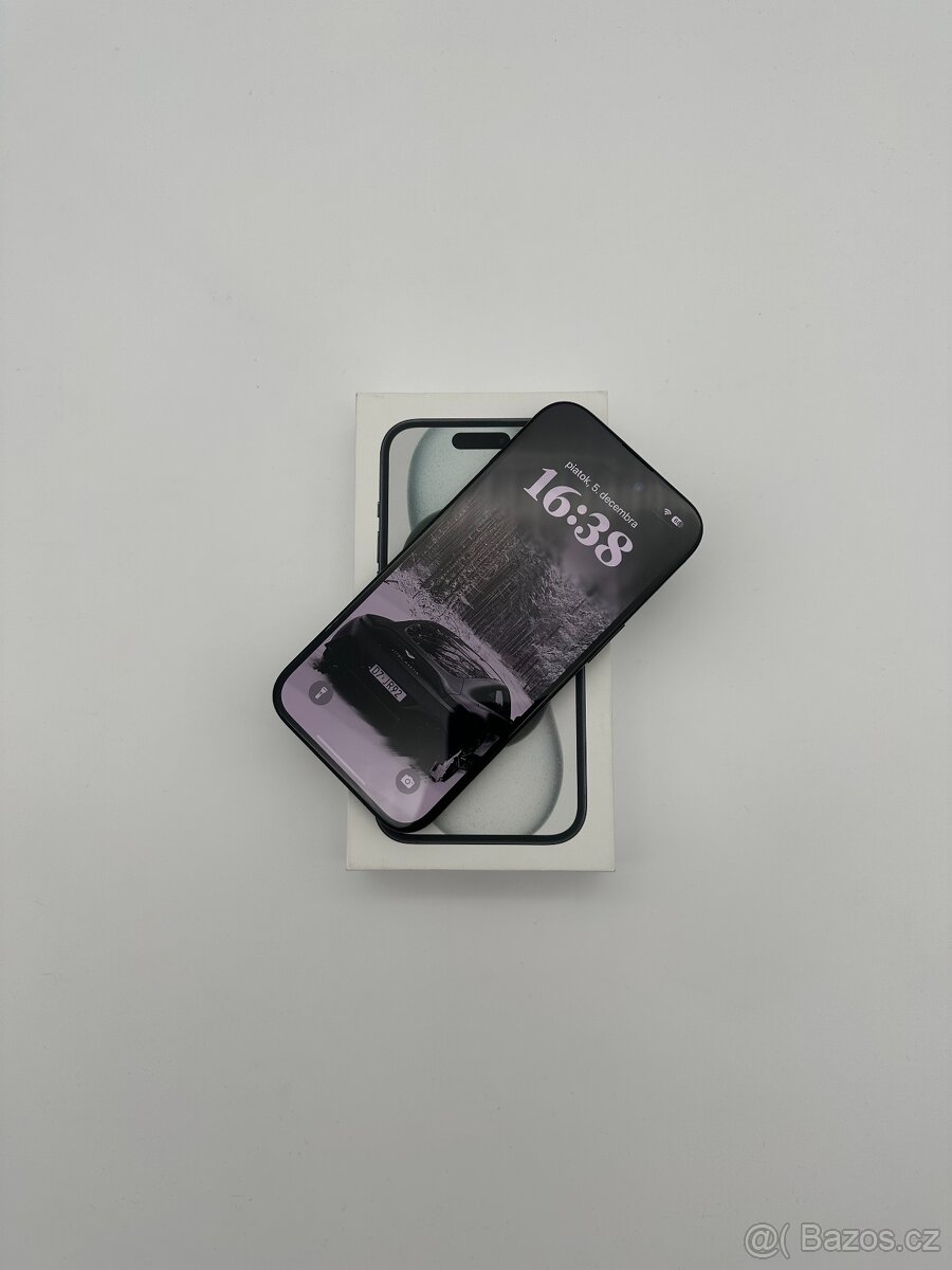 iPhone 15 256GB Black + ZÁRUKA - 2