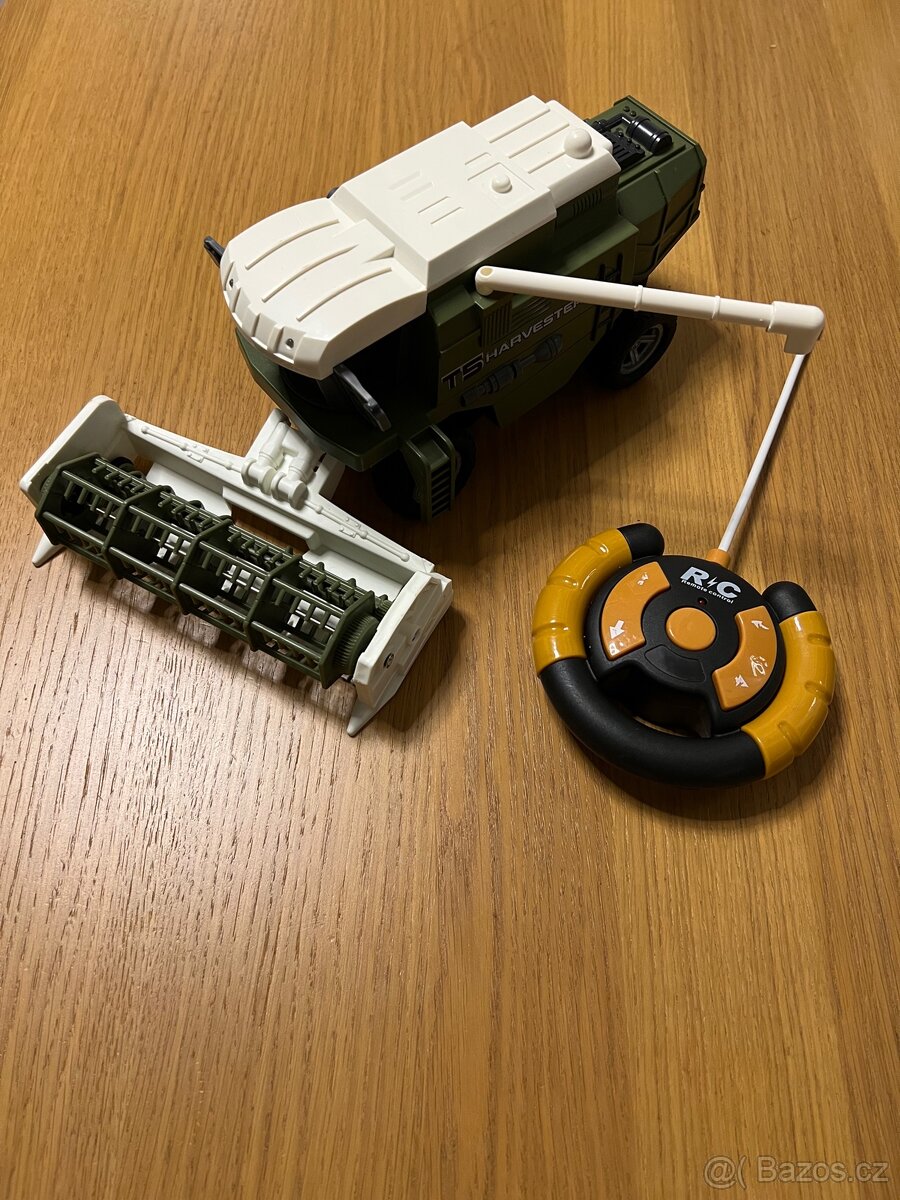 Kombajn na dálkové ovládání - 2