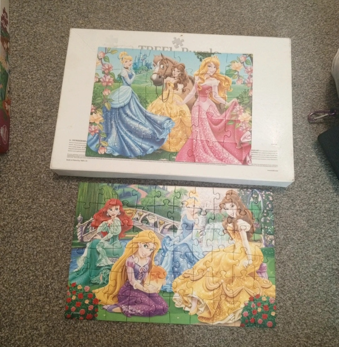 trefl puzzle- disney princezny(sada) - 2