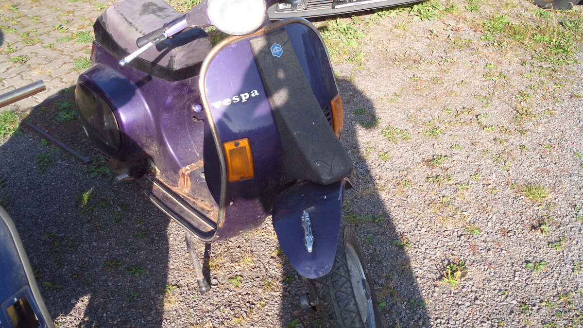 2x Piaggio Vespa 50 - 2