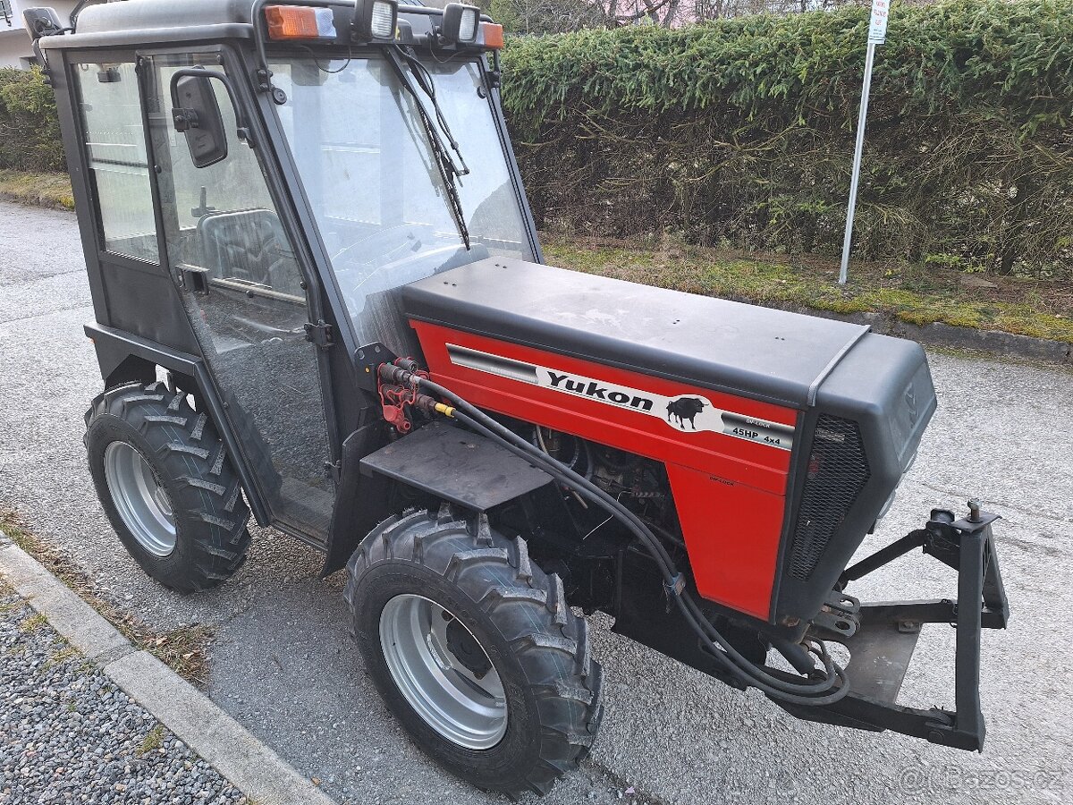 Yukon Wisconsin Kubota traktor - 2