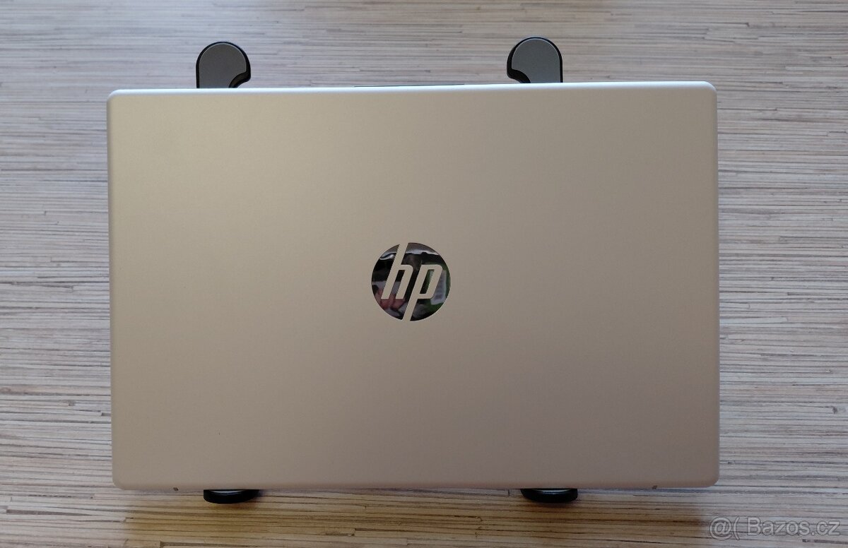 Nový notebook HP + příslušenství + prodl.záruky - 2