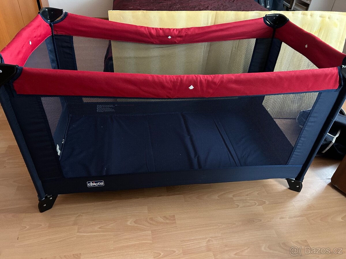 Cestovní postýlka Chicco - 2