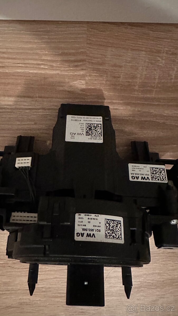 Podvolantový kroužek s pákama - 2