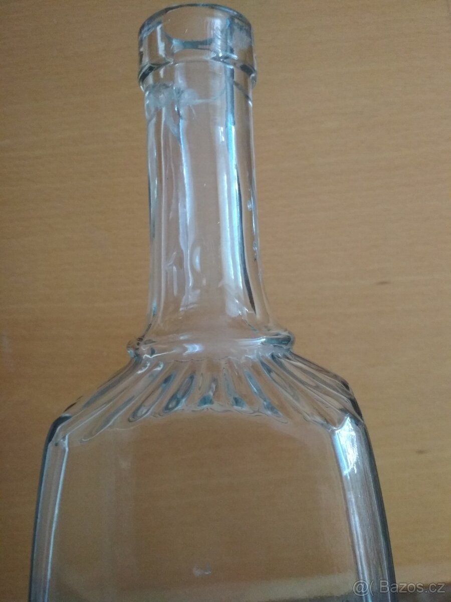 Starožitná láhev - 2
