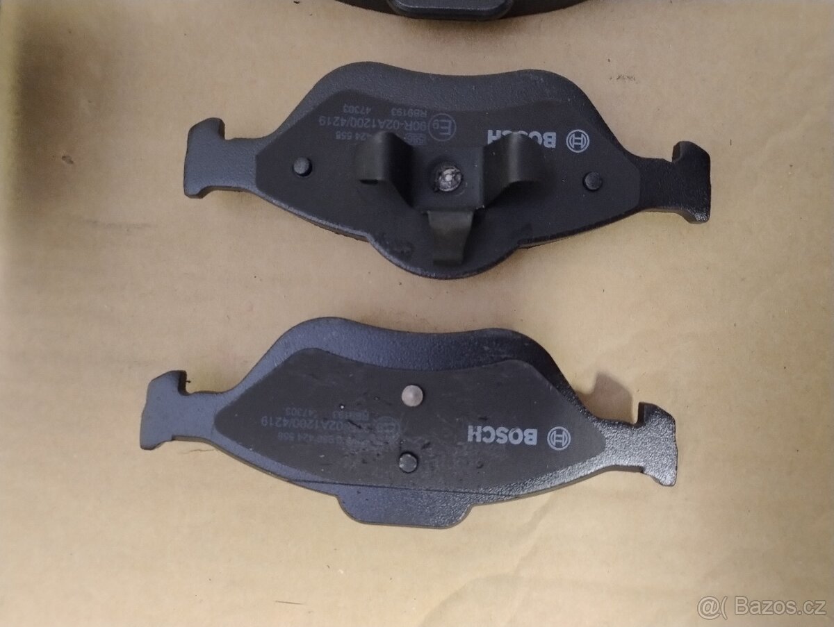 Prodám brzdové destičky Ford Fusion - 2