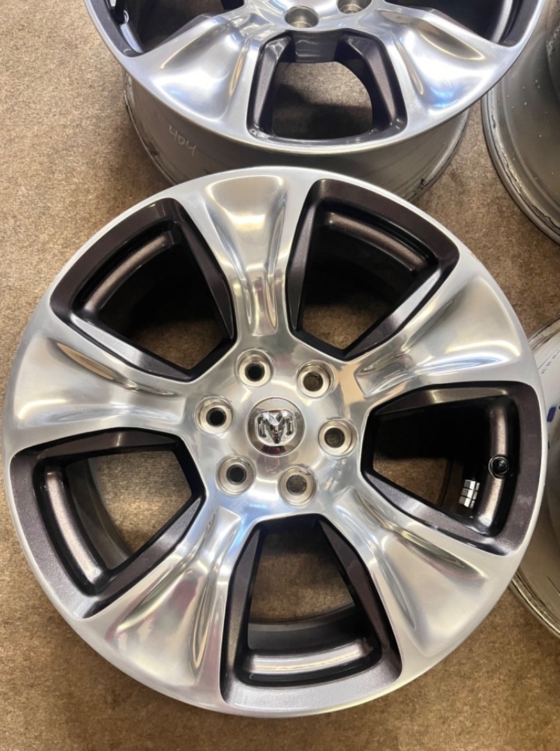 6x139.7 R20 Dodge RAM 1500 5.generace + senzor - TOP - 2