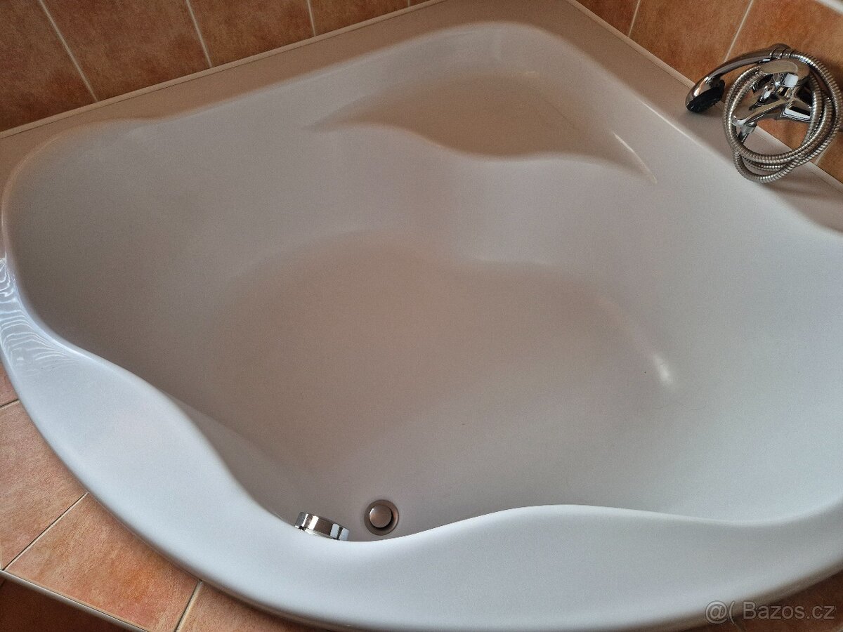 Rohová vana - 2