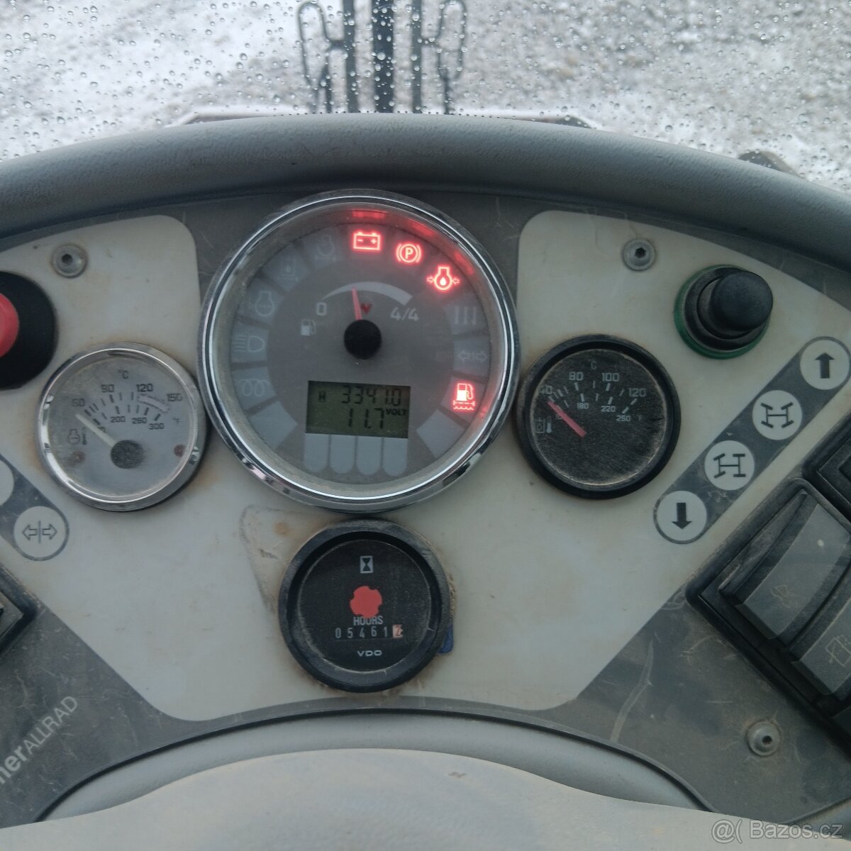 čelný nakladač KRAMER 880 - 2