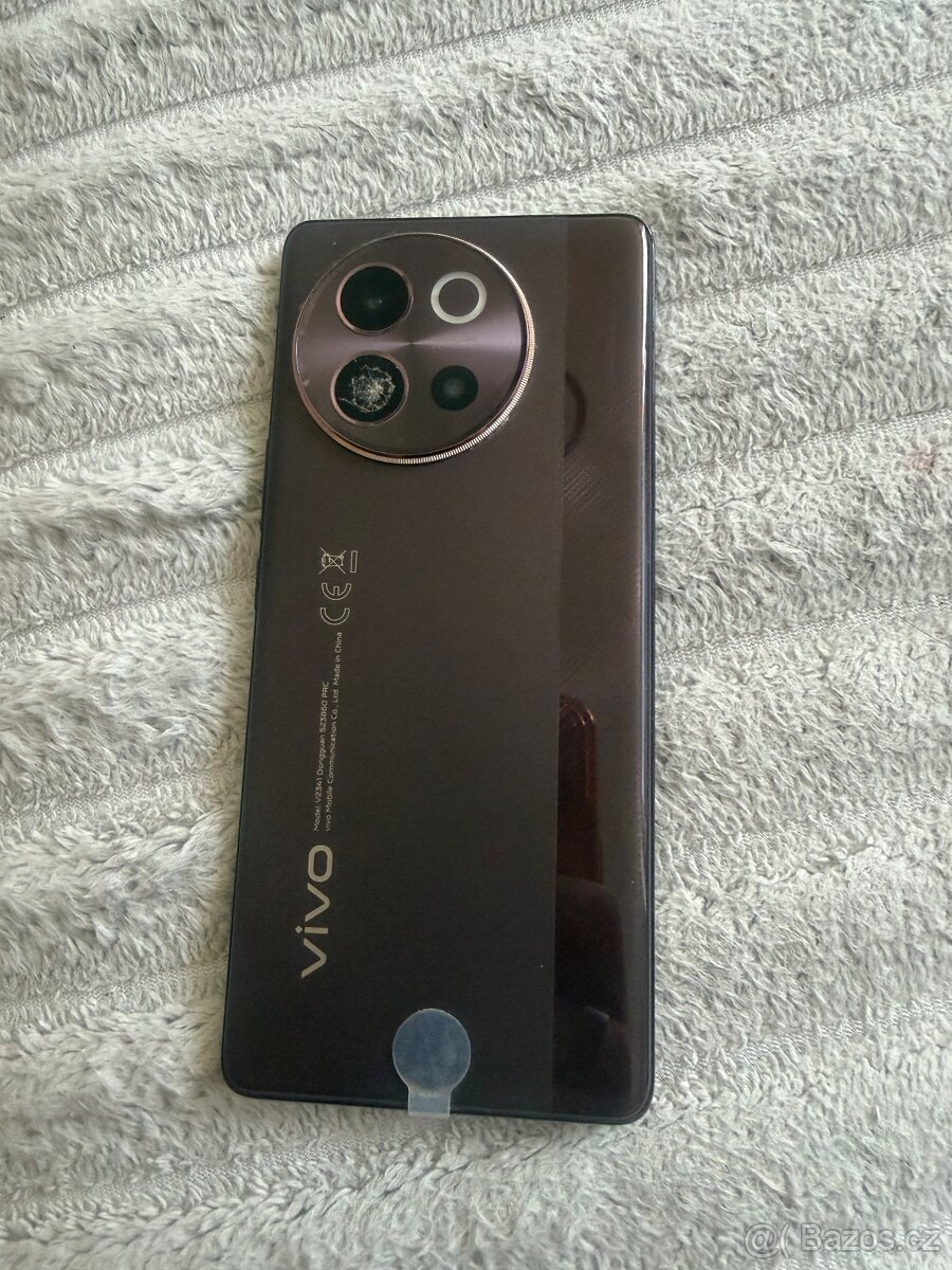 Vivo V40 lite 5G - 2