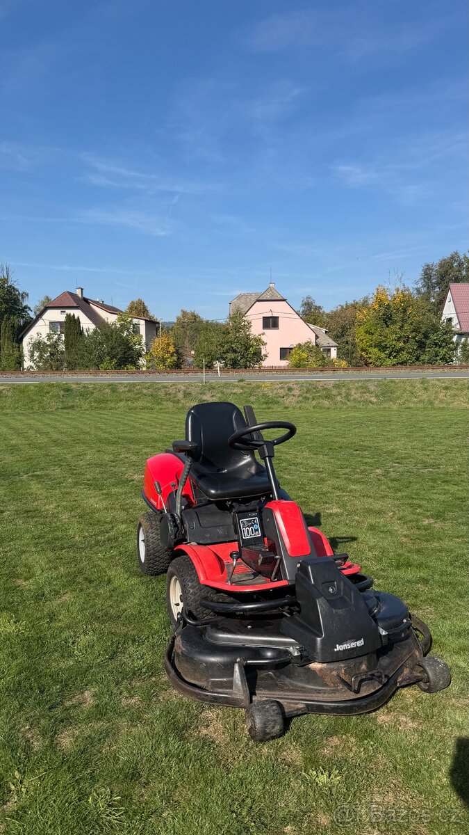 Traktor Jonsered - 2