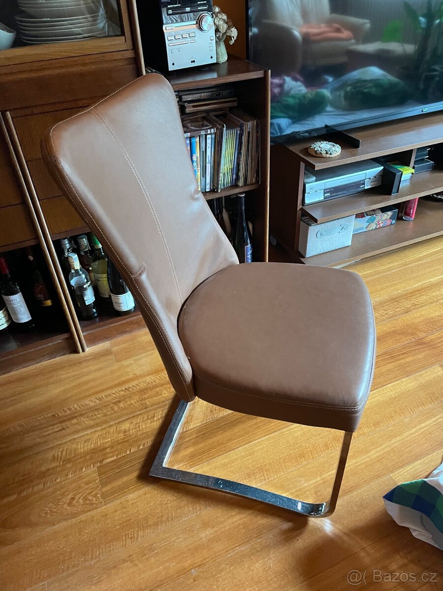 Židle - jídelna - 2