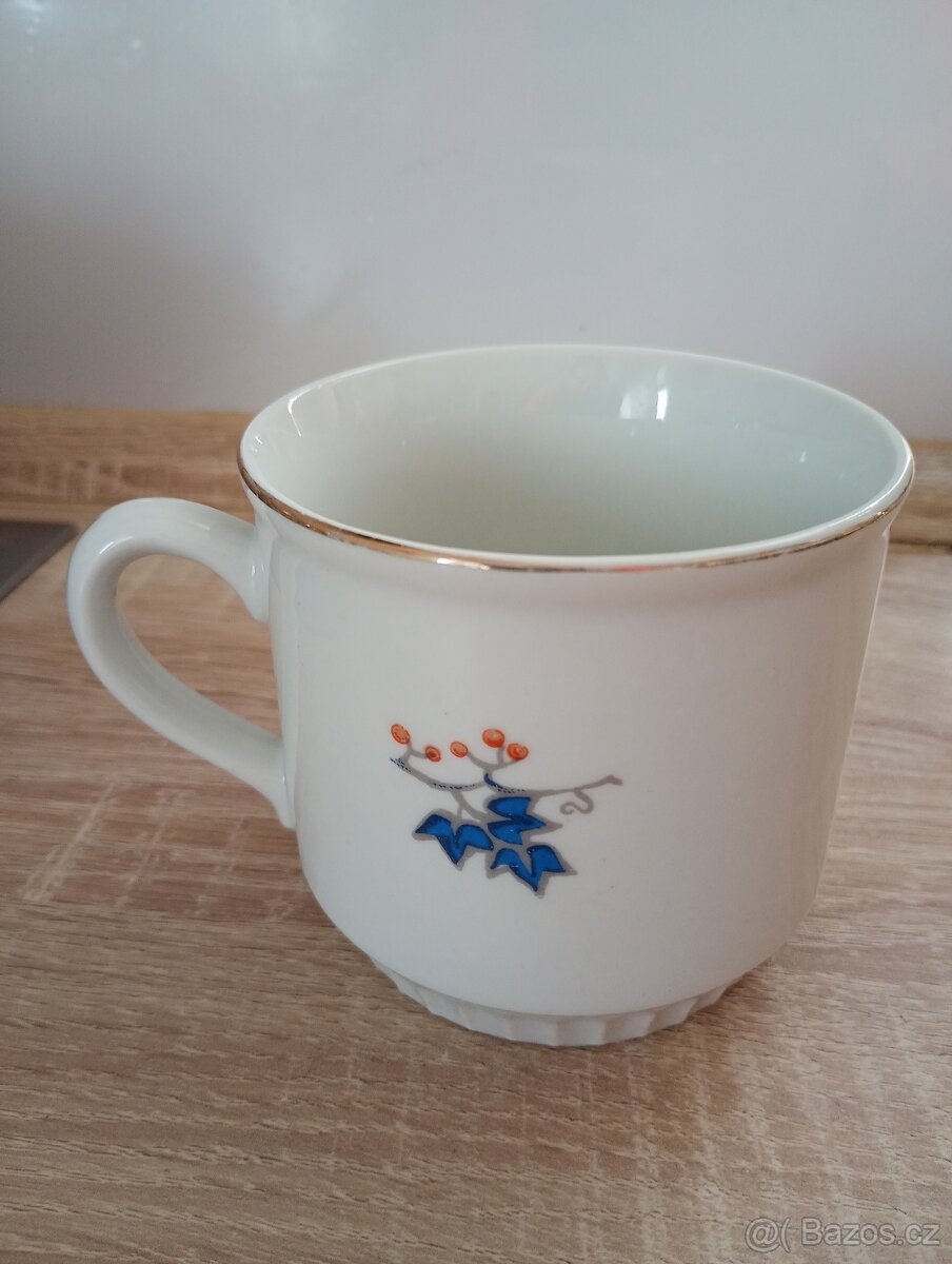 Retro hrnek, starý hrneček, znak dole - 2