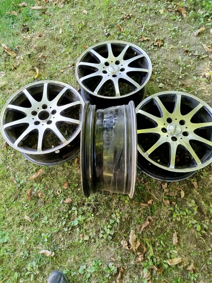 Disky R16 značky Dezent 7jx16h2 et43 - 2