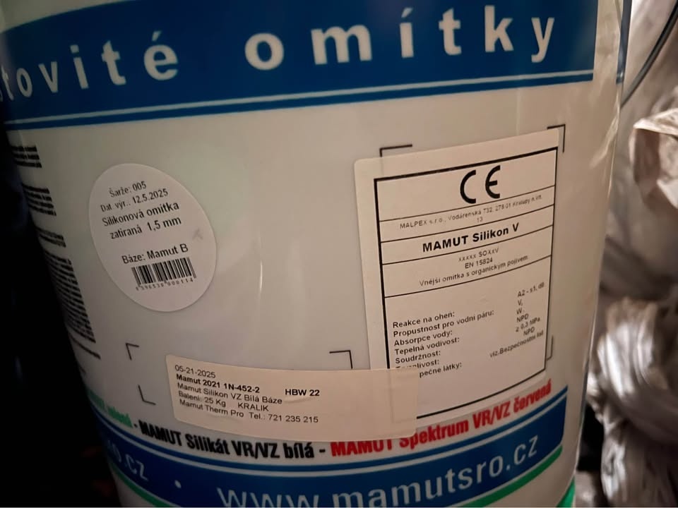 Pastovitá omítka MAMUT - šedá - 2