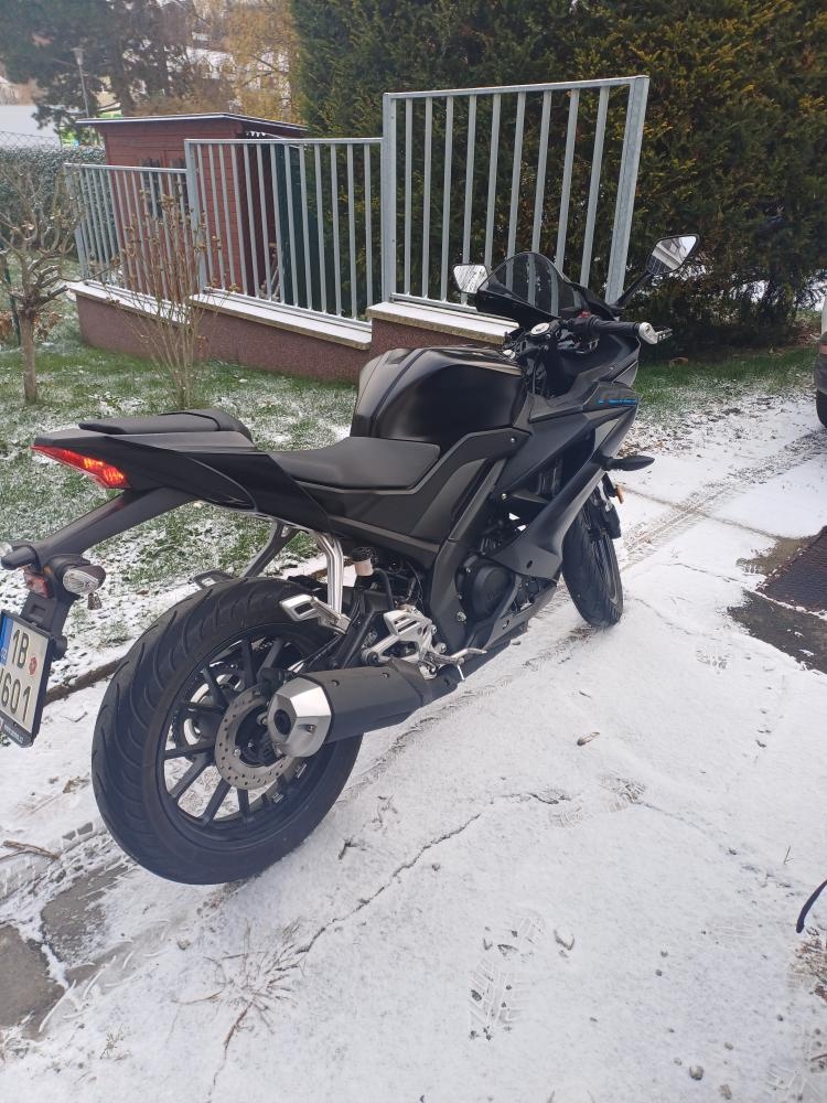 Yamaha YZF125 - 2