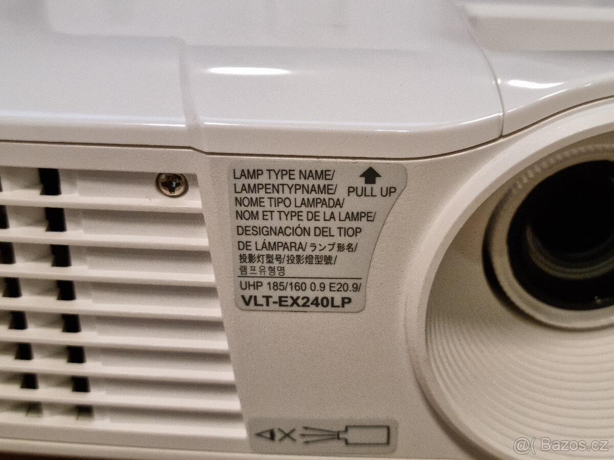 Prodám projektor Mitsubischi, funční, nová lampa - 2