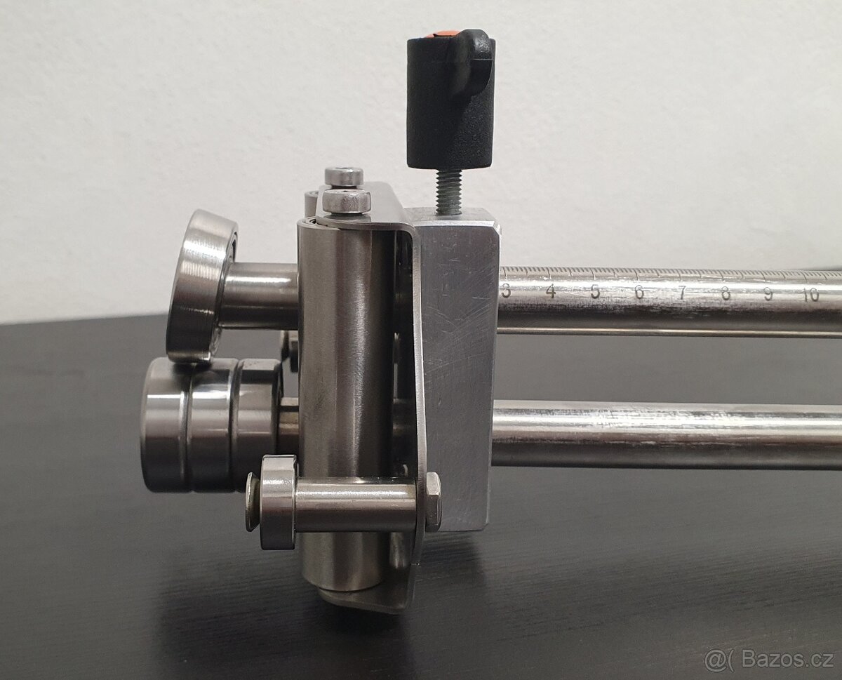 Rolovací ohýbačka plechu 200 mm ohyb 100° - 2