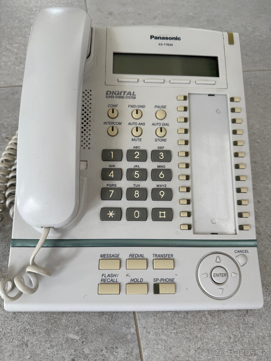 telefonní ústředna Panasonic KX-TDA15, karty, tel. - 2