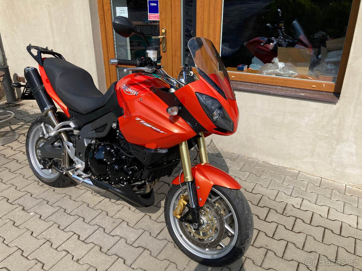 Triumph Tiger 1050 - 2