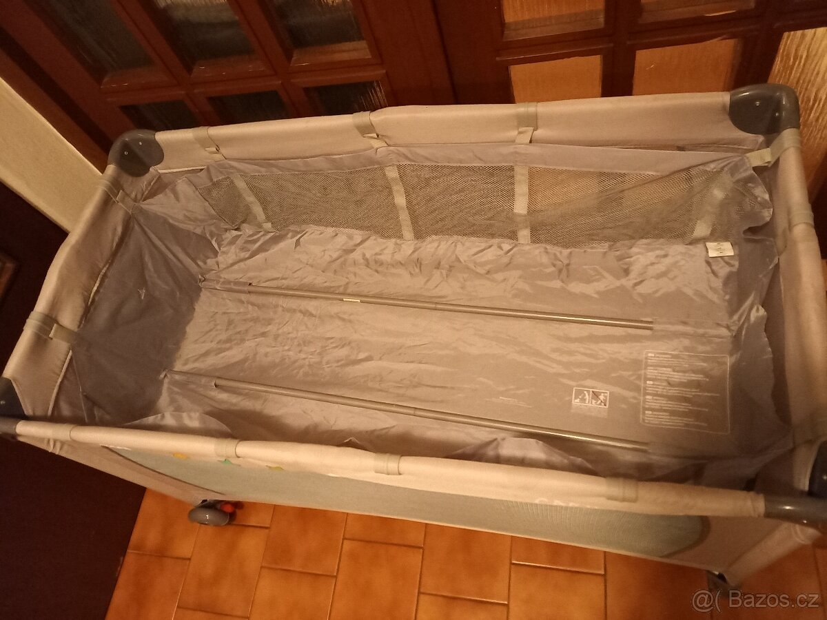 Dětská cestovní postýlka - 2