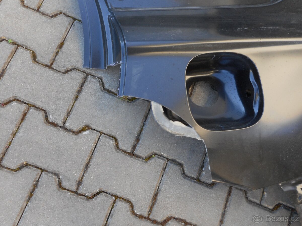 Levý zadní blatník - Mitsubishi Outlander - 2