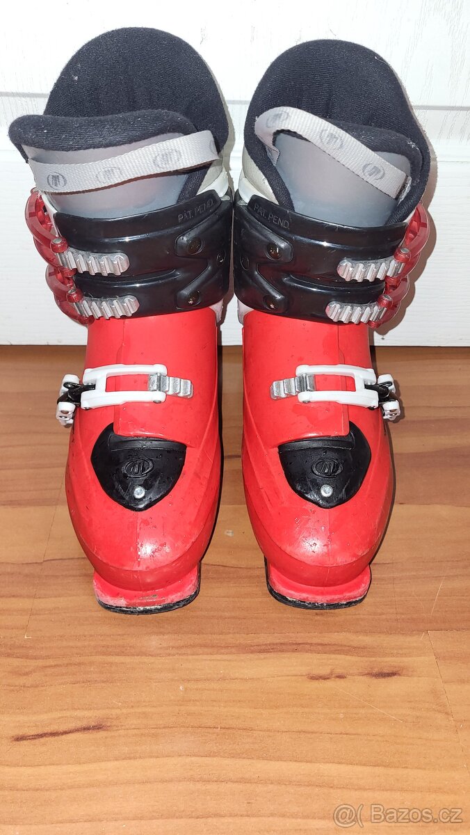 Boty na lyze, praskace stelka 22,5cm - 2