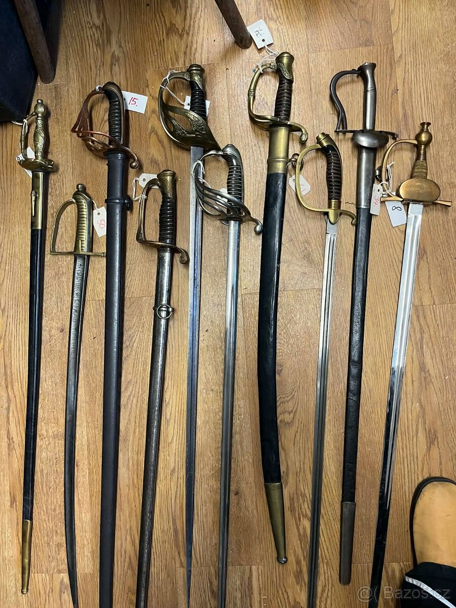 Historické šavle a kordy - 2