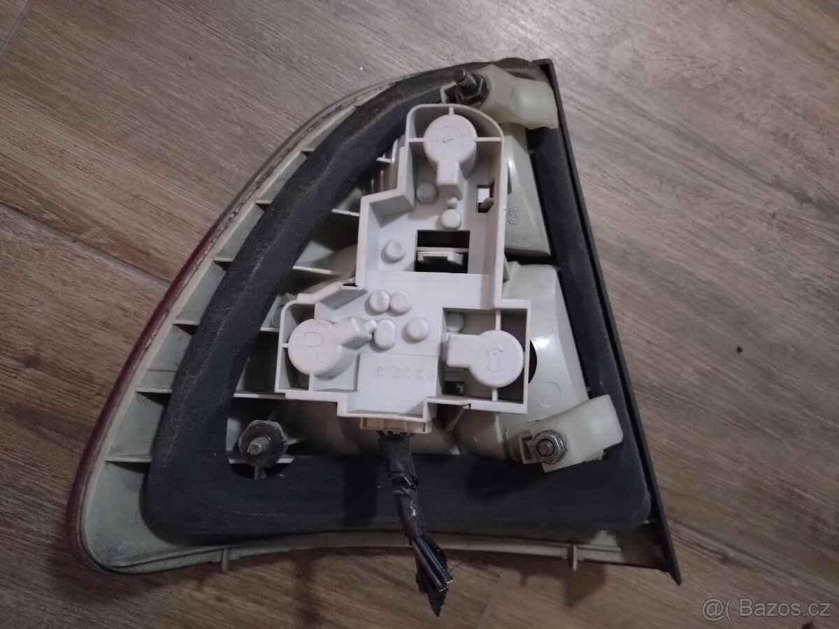 BMW 3 (E46) 98-01 KOMBI - díly - 2