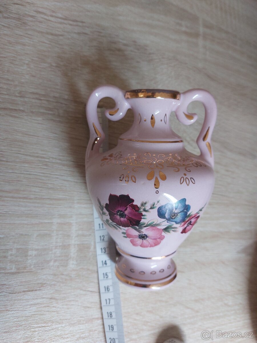 Růžová váza - amforka - 2
