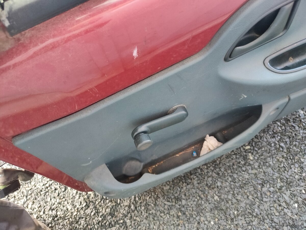 Dveře Kangoo - r.v. 98-03 - 2