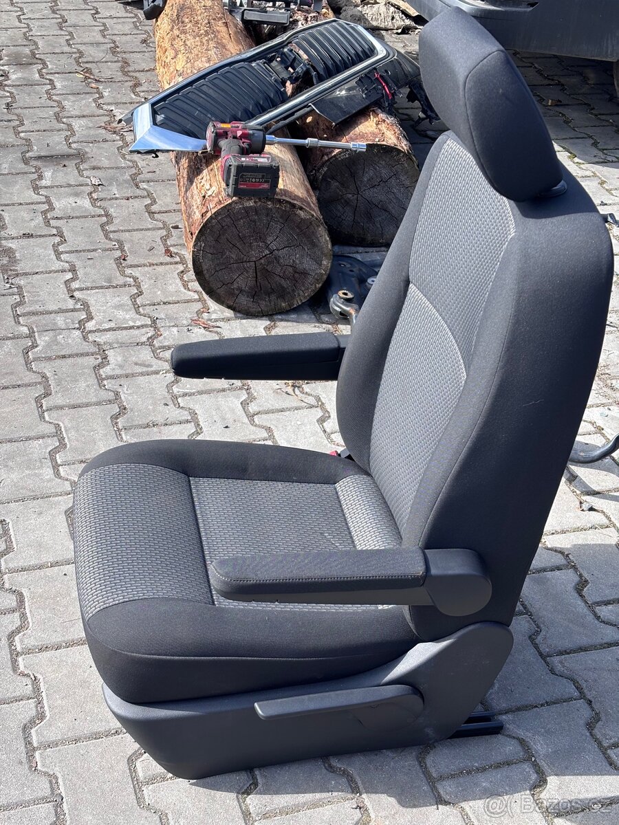 Sedačka Vw Transporter T 6,1 - 2