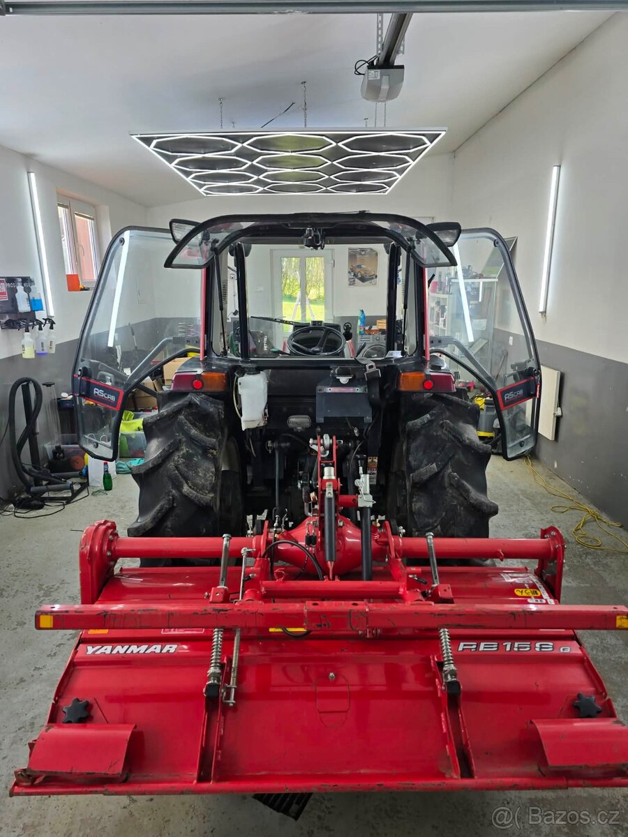 Traktor- Malotraktor Yanmar - 2