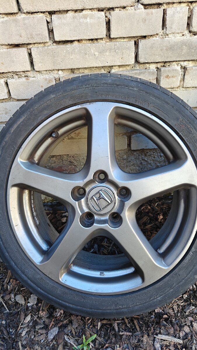 Sada Kol Honda 17" 5 x 114.3 - 2